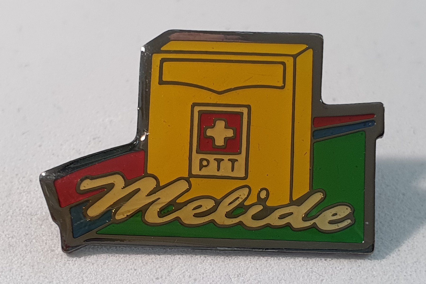 Placchette & Badge: Z776 - Pin PTT Post Briefkasten Melide – Usato da Reinach BL venduto da Boston-Verkauf
