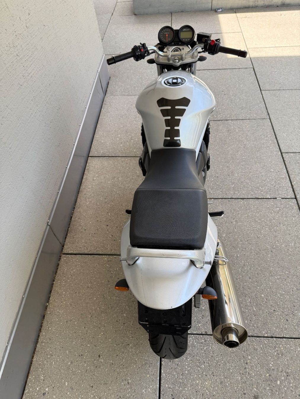 Suzuki Strada: SUZUKI GSF 650 A Bandit – Usato da Zürich venduto da Atelier_Zevaco 9