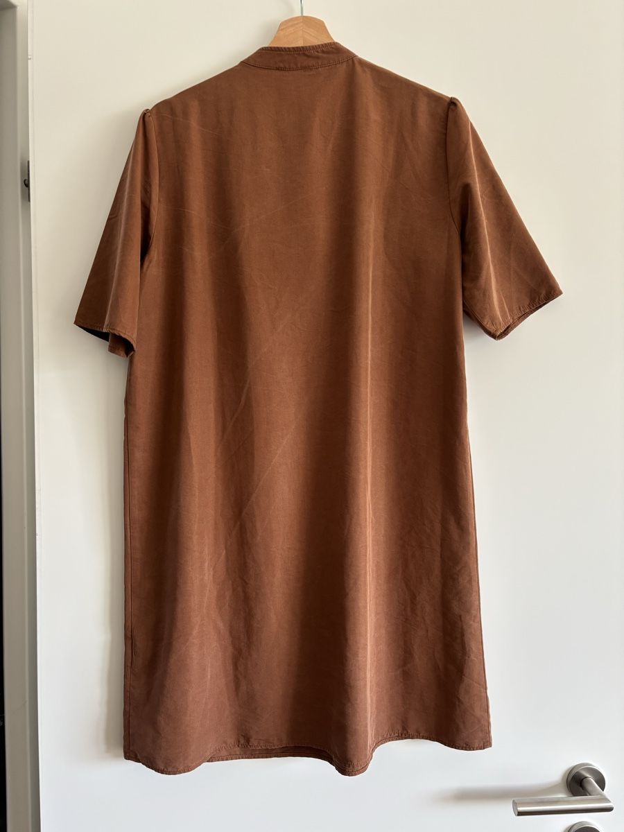 Kleider: Kiabi Kamel kurzes Kleid / Robe courte camel - 42 – Neu (gemäss Beschreibung) aus Thalwil von Salome89CH 2