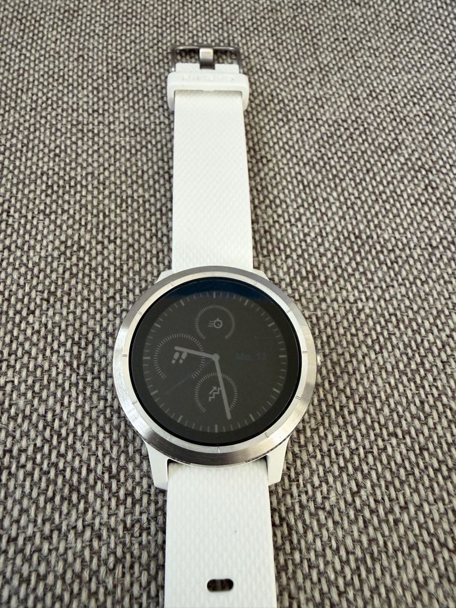 Garmin Smartwatch: Garmin vivoactive 3 weiss – Usato da Niederbipp venduto da yar_tf6f 1