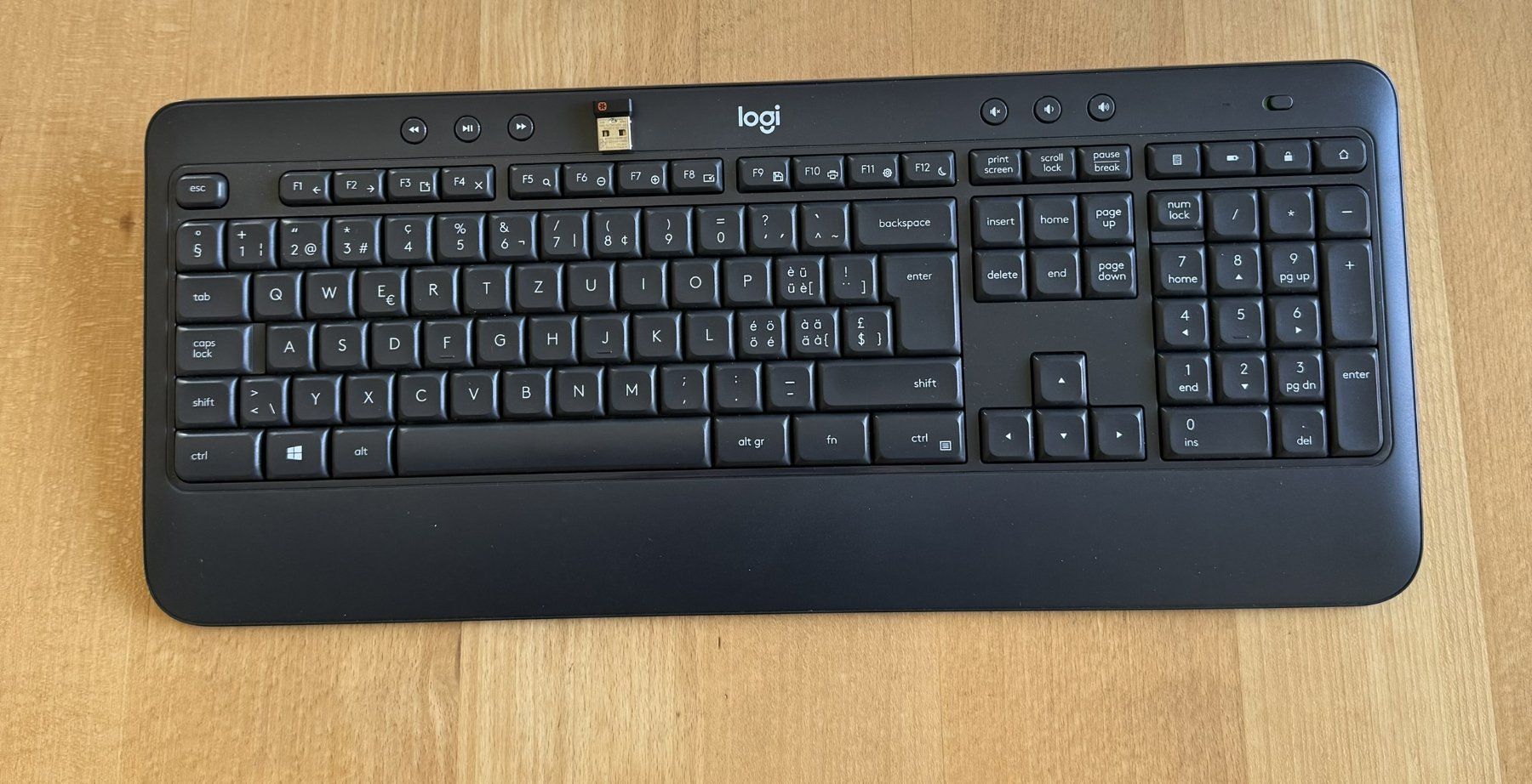 Logitech Tastiere: Logitech K540 Kabellose Tastatur – Usato da Bern venduto da Am3007