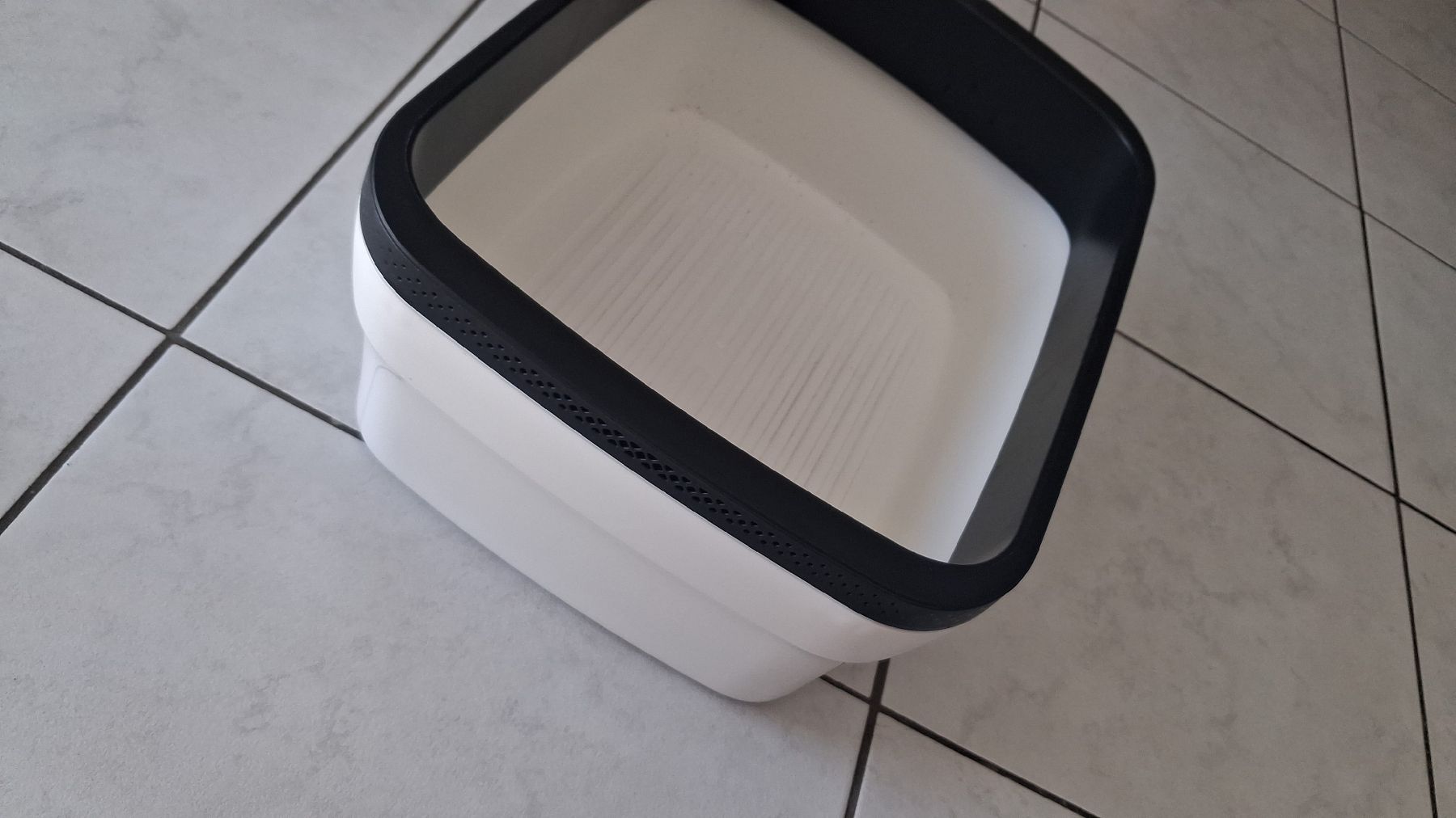 Contenitori & Simili: Tupperware Brotkasten – Usato da Salgesch venduto da nicc79 4