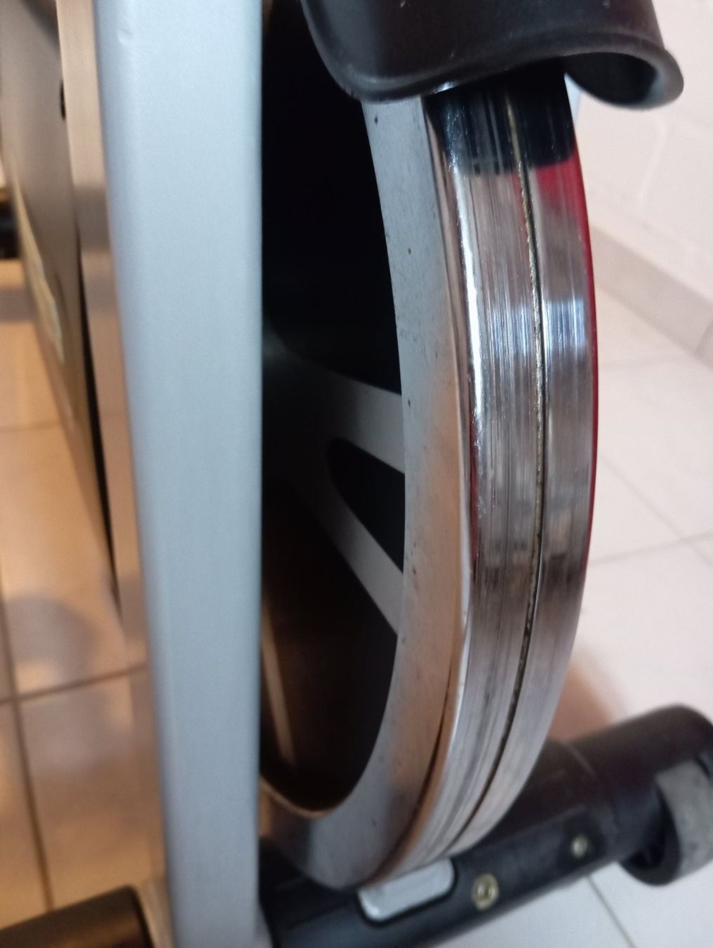 Technogym Hometrainer: Spinning Bike Technogym, gebraucht – Gebraucht aus Rothenburg von Andi86 1