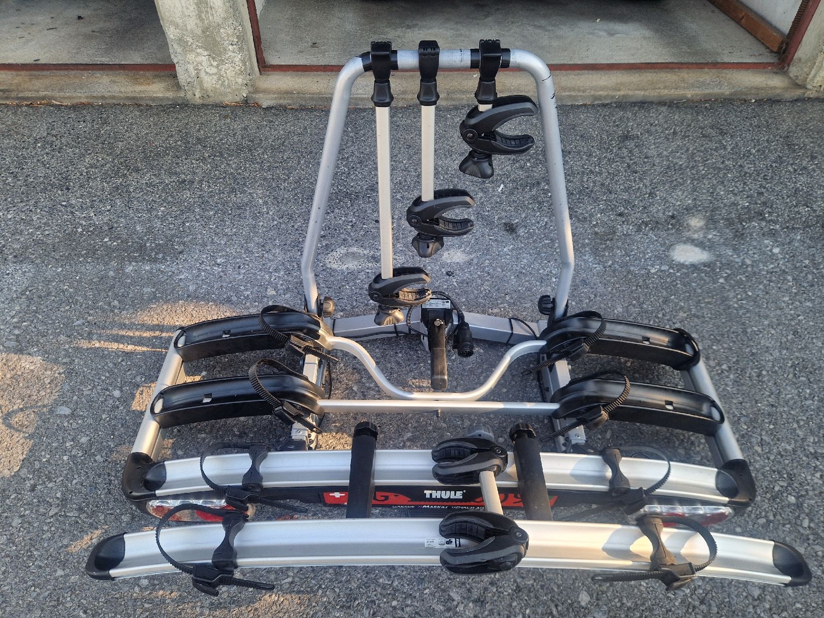 Thule Supports de vélo: Heckfahrradträger Thule 929 – D'occasion à Kaltbrunn par Frmini