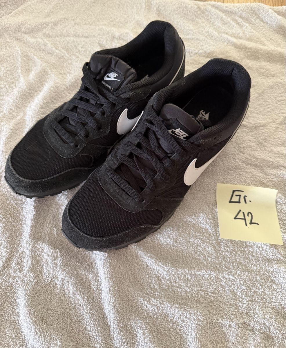 Herrenschuhe: Nike Schuhe neu 1-2 mal getragen – Neu und originalverpackt aus Thun von ver_7fjv 1