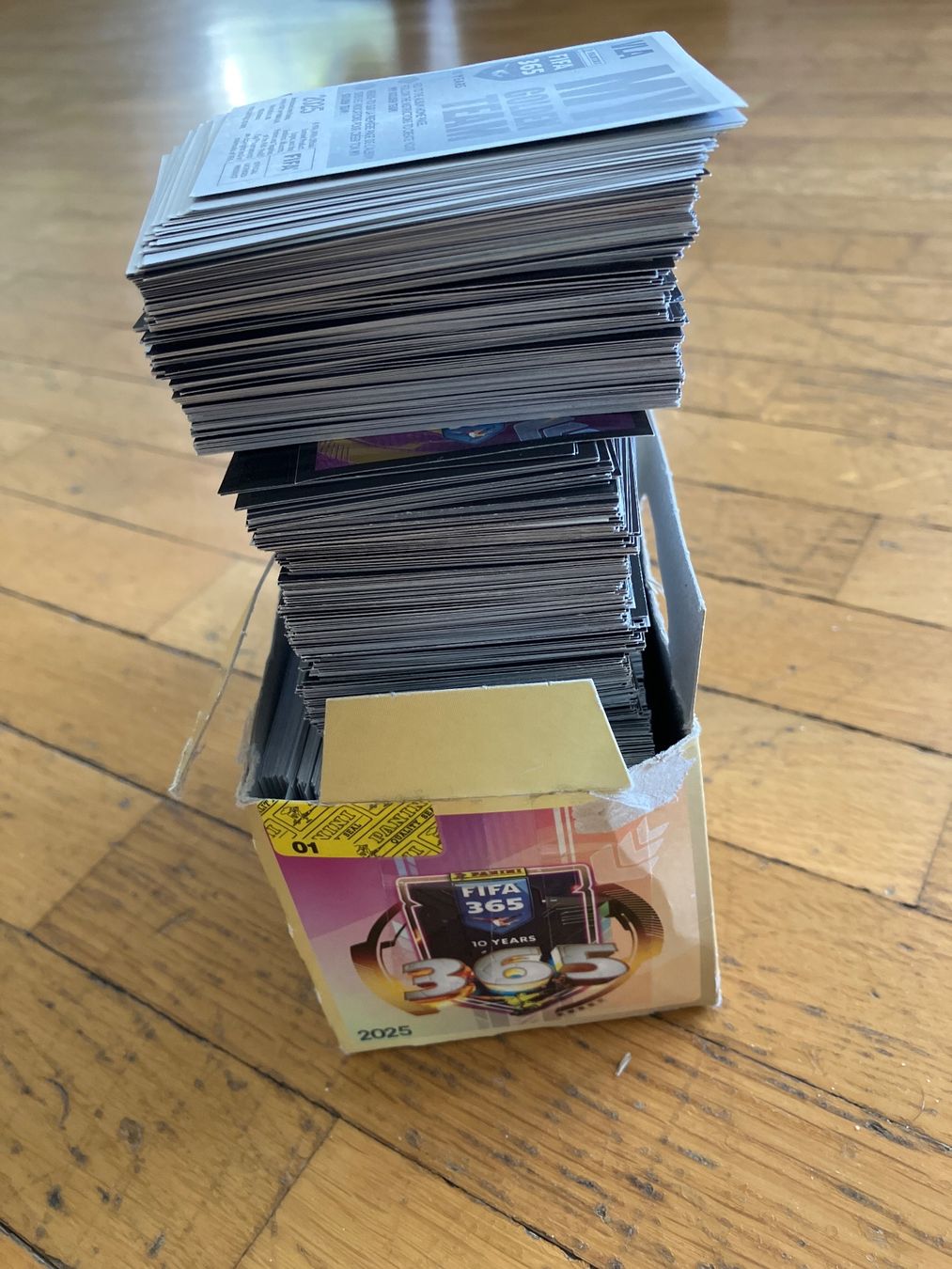 Panini Carte collezionabili: Fifa 365 sticker 2025 – Usato da Duebendorf venduto da RoteRose