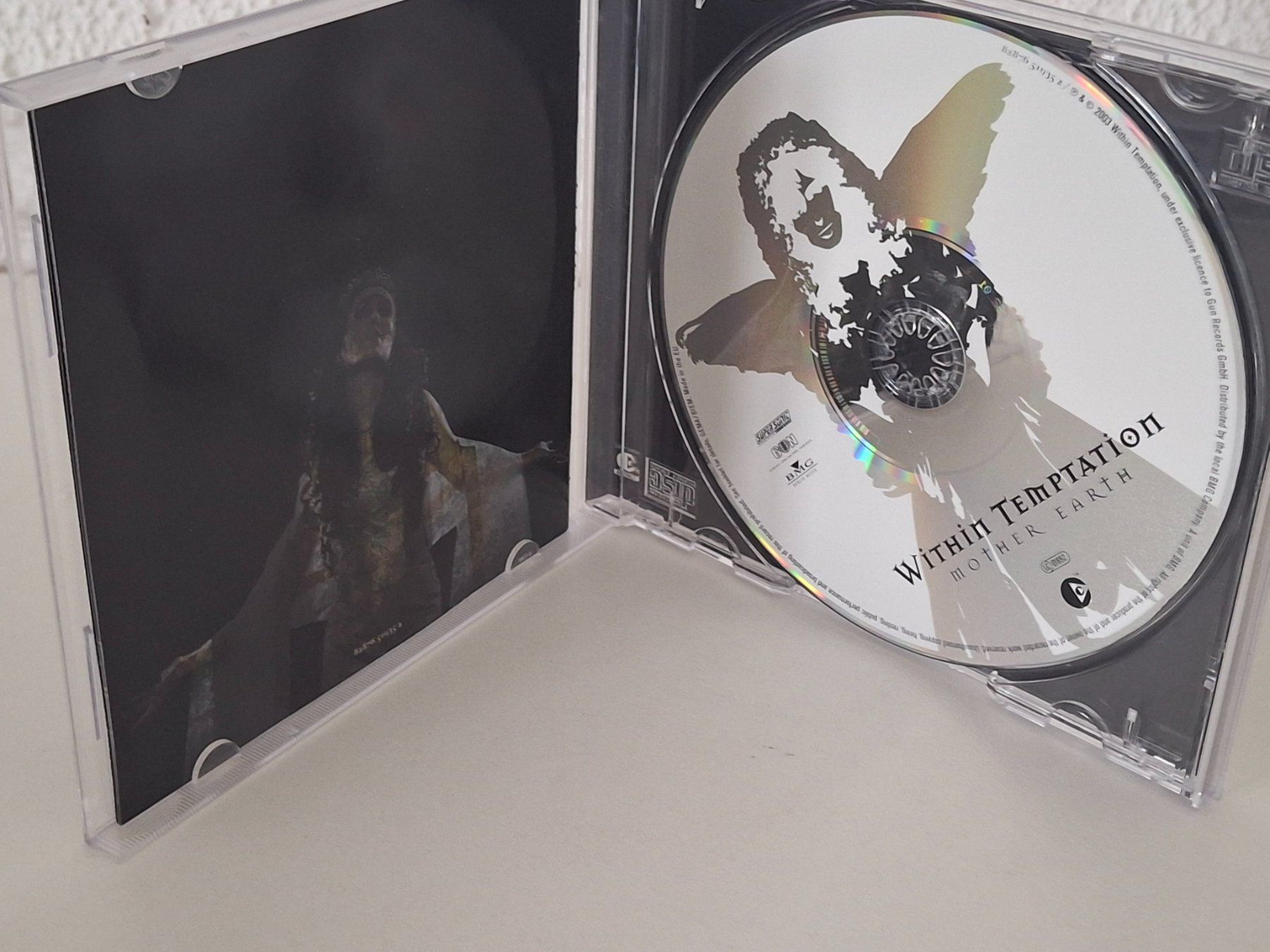 CD: CD Within Temptation - Mother Earth – Usato da Aarberg venduto da Jackup1 2