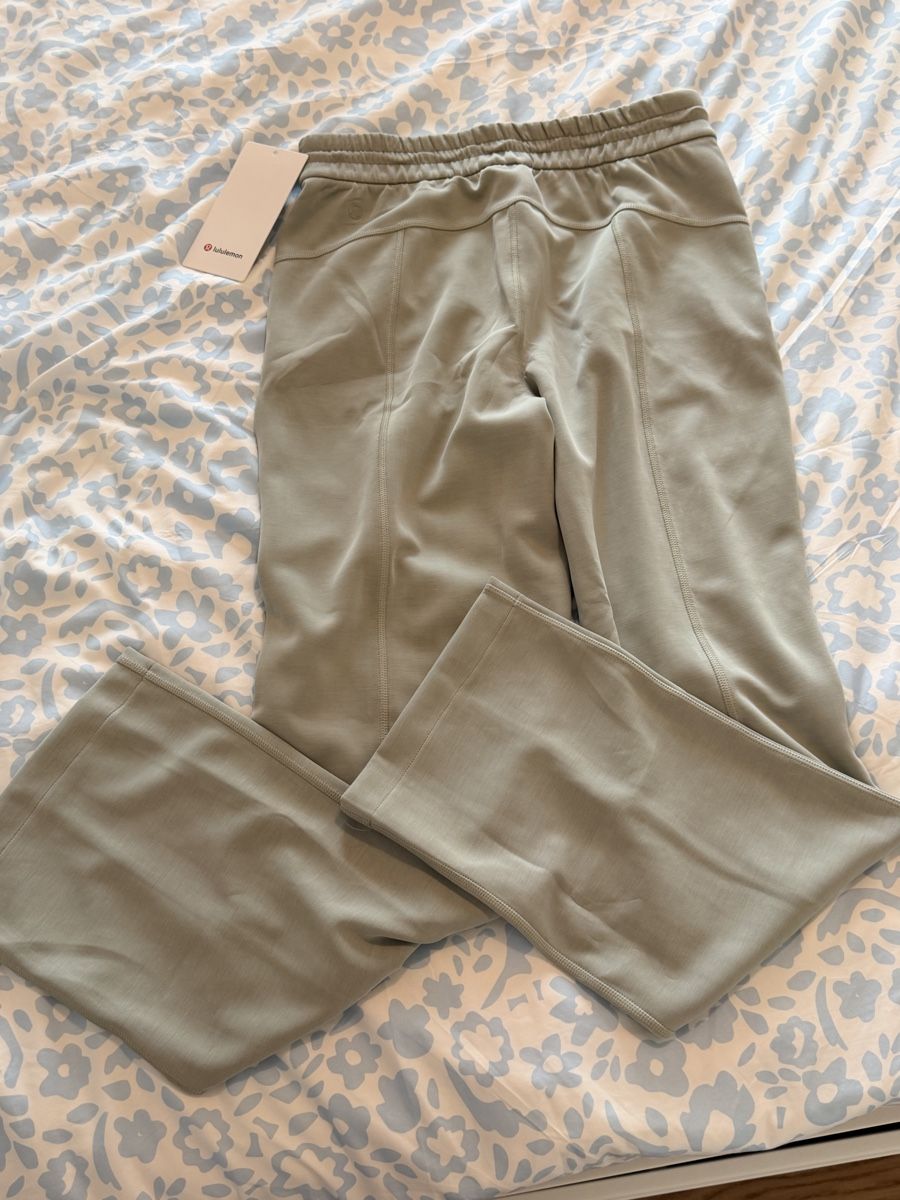 Lululemon Pantalons: Lululemon Softstreme HR pants - size 6 – Neuf (Voir description) à Regensdorf par Let-me-win-please 2