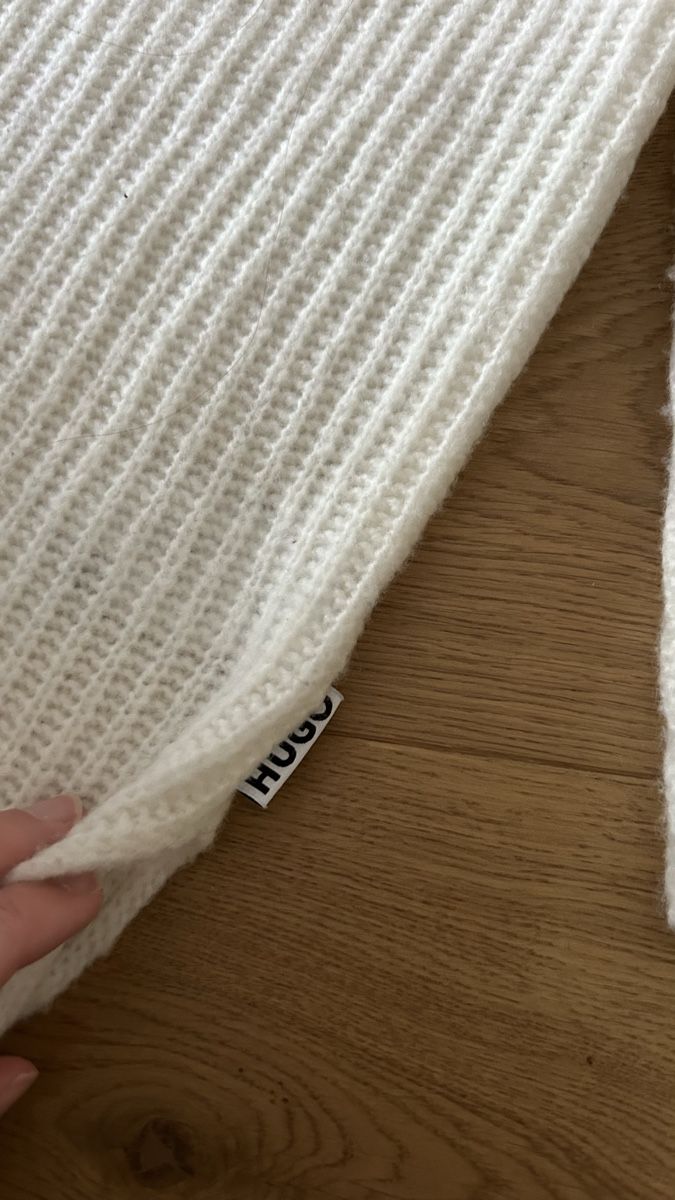 Hugo Boss Maglioni & Felpe: Hugo Boss Pullover – Usato da Zürich venduto da han_fl5x 4