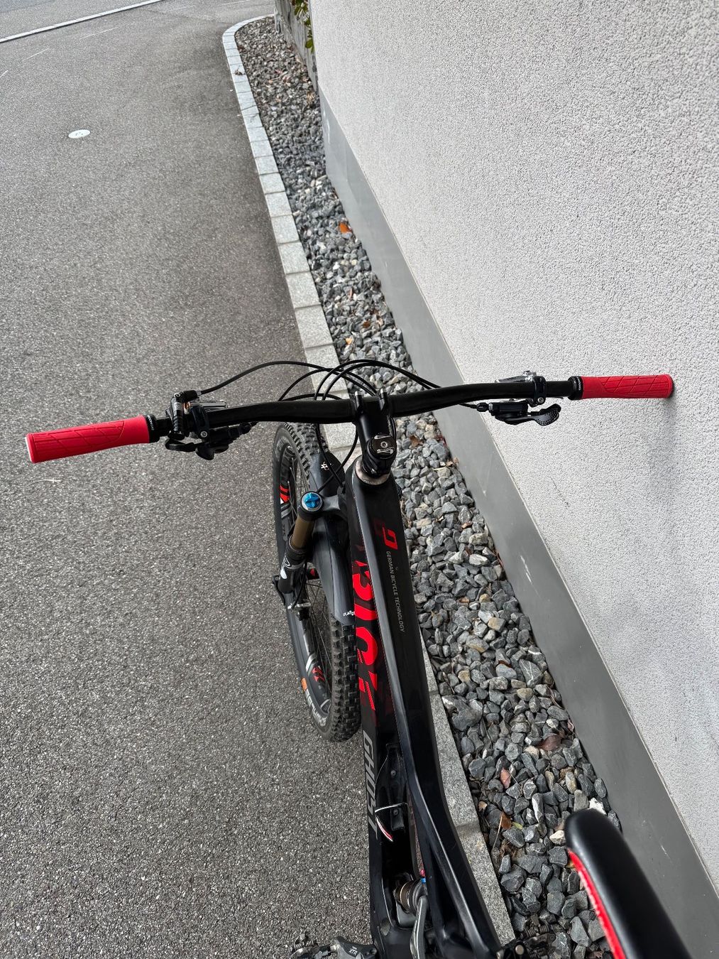 Ghost Biciclette: Ghost Riot 9 LC Carbon – Usato da Mauensee venduto da fibi502 3