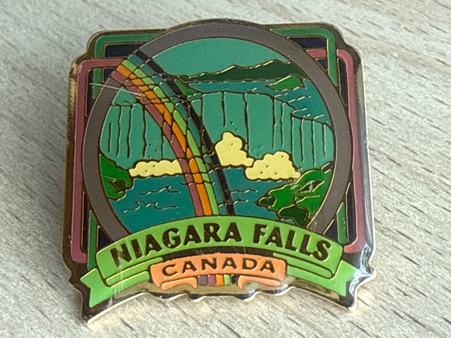 Placchette & Badge: Pin Niagara Falls Canada – Usato da Glattbrugg venduto da Schweigmatt