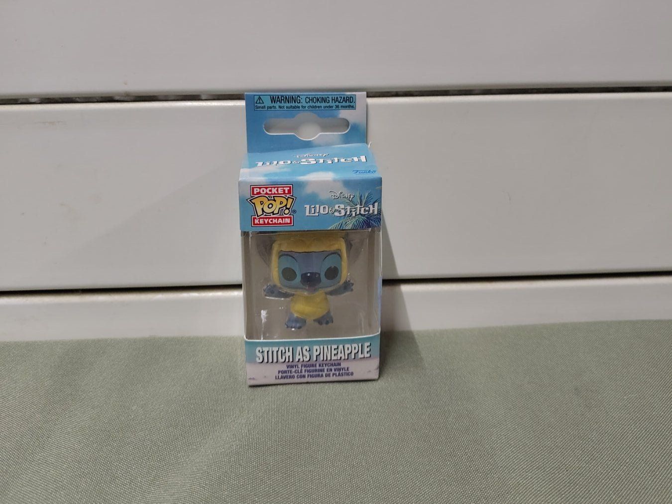 Funko Statuette: Funko Bitty POP! Lilo & Stitch - Stitch as Pineapple SE – Nuovo e nell'imballaggio originale da Saxon venduto da dan_drn5