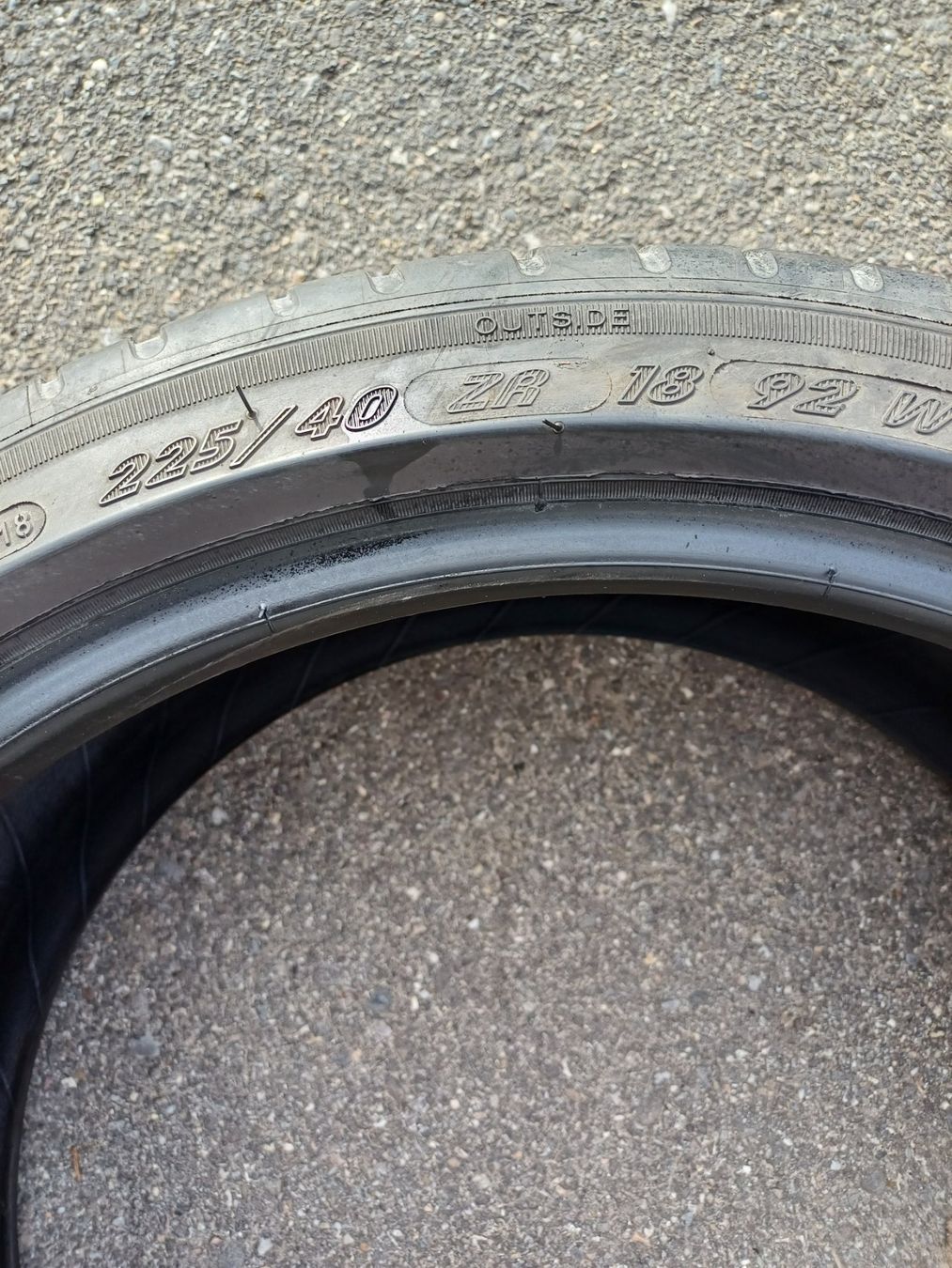 Pneus & Kompletträder: Michelin Sommerpneu 225  40  18 – Gebraucht aus Roggwil BE von mosquito69 2