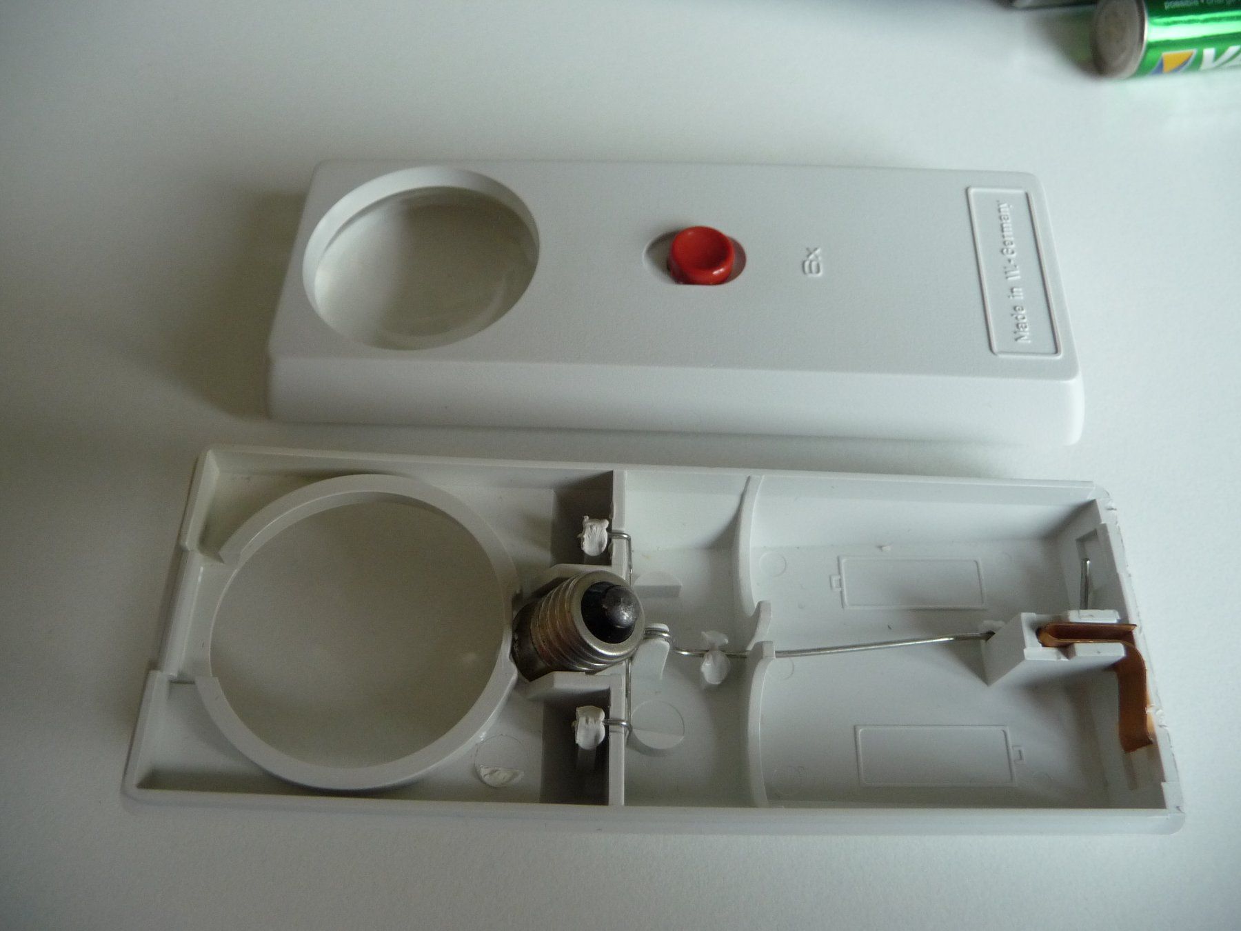 Eschenbach Altro per Ottica: (Eschenbach) simple Leuchtlupe 6fach – Usato da Winterthur venduto da ricofly 2