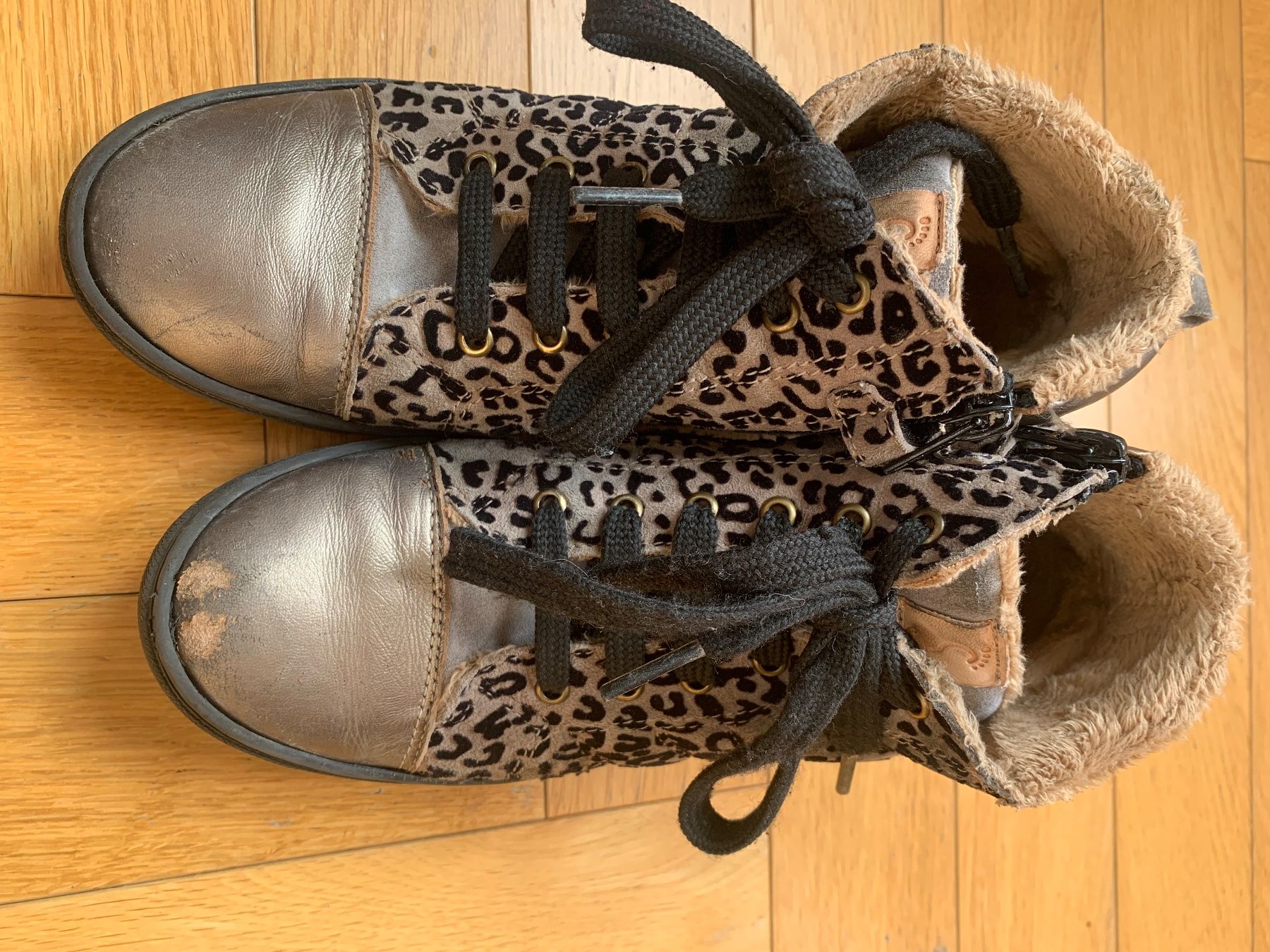 Schuhe für Jungen: Turnschuhe, gefüttert, 34 – Gebraucht aus Zürich von baby0022