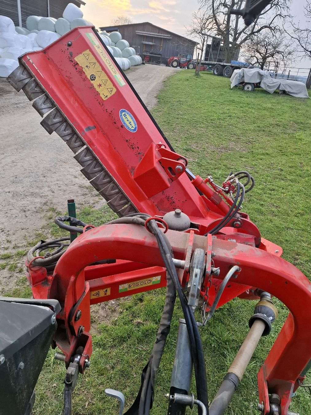 Toutes les machines: Böschungsmäher Vigolo – D'occasion à Niederwil par jan_m7db 7