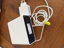 Swisscom WLAN-Box mit Netzteil gebrauchter Zustand