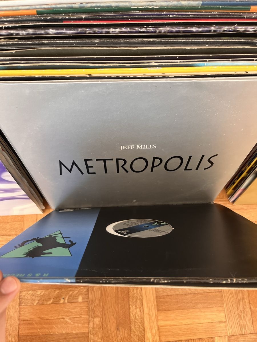 Dischi in vinile: 209 vinyles techno/ Hardtrance années 90 – Difettoso da Lausanne venduto da ant_68z8 7