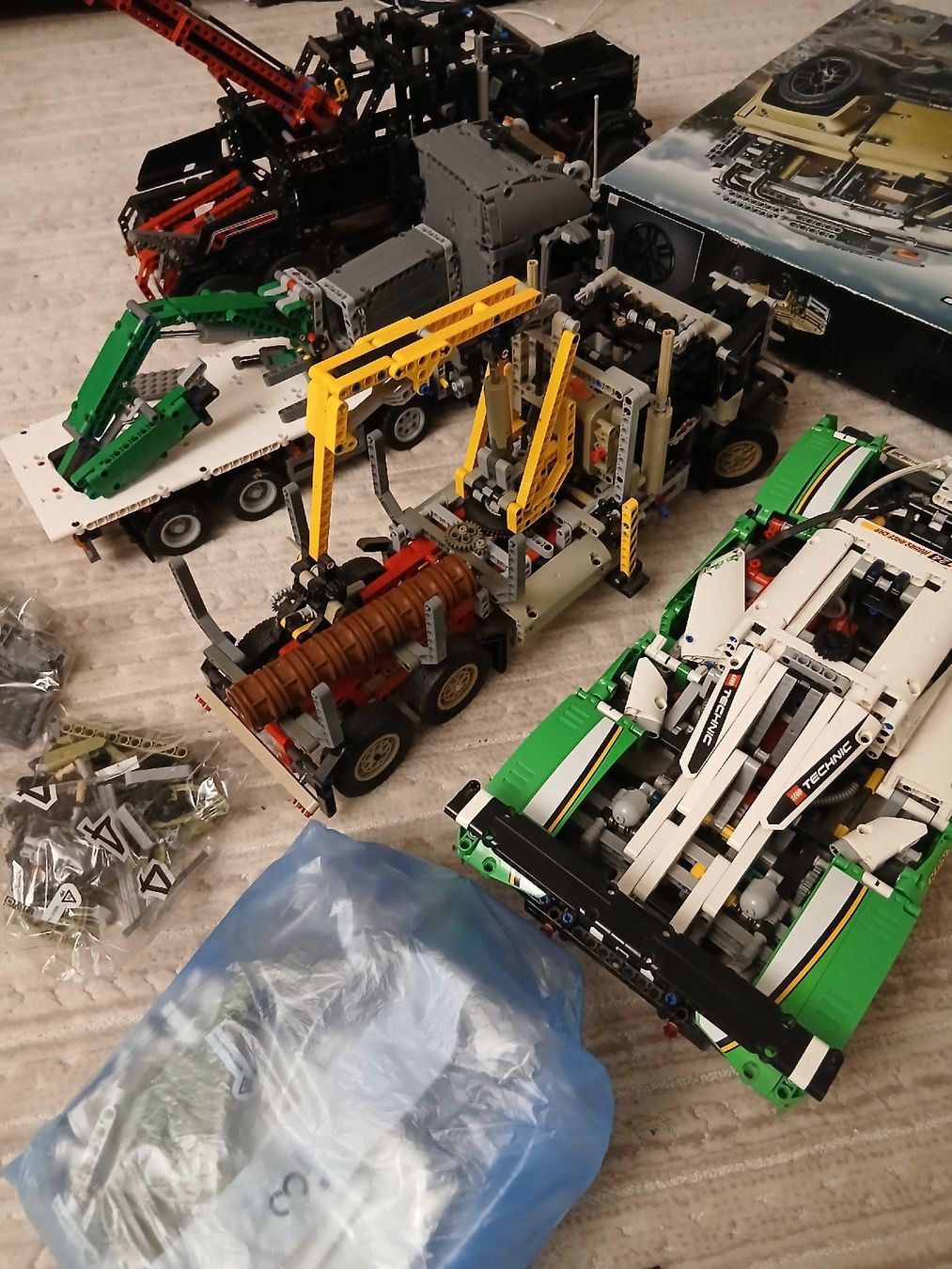 Lego Giocattoli: Lego Technik 42110, 42039, 9397, 42078, 8285 – Usato da Rapperswil SG venduto da cosiba01 3