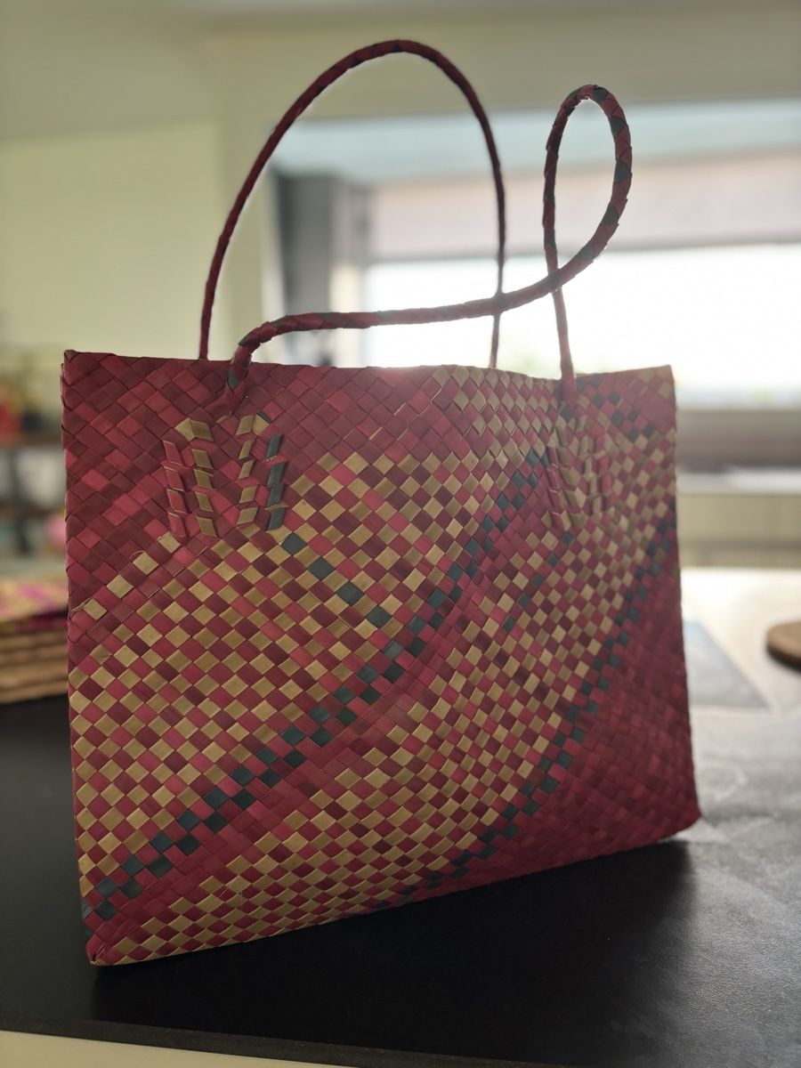 Taschen: Handmade bag from Philippines – Neu und originalverpackt aus Buchrain von Mr.Kim