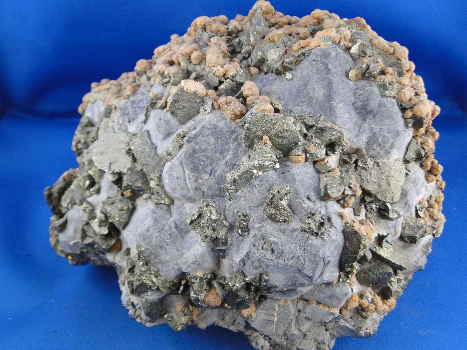 Minerali & Pietre curative: Chalkopyrit auf Galena mit Siderit – Usato da Schinznach Bad venduto da Demerald 2