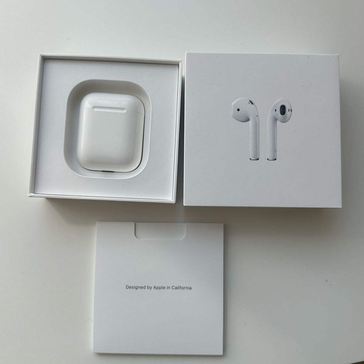 Apple Casques audio: AirPods Generation 1  – Défectueux à Givisiez par dor_xb9k