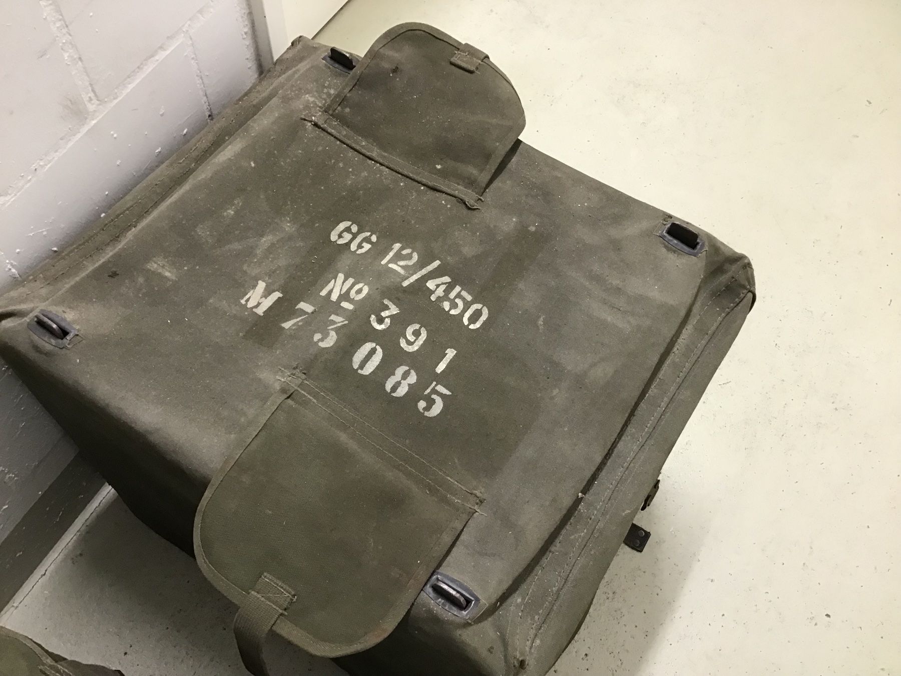 Generatori di corrente: Generator Armee 12 Volt 4-Takt Motor – Usato da Rüschlikon venduto da am6000 1