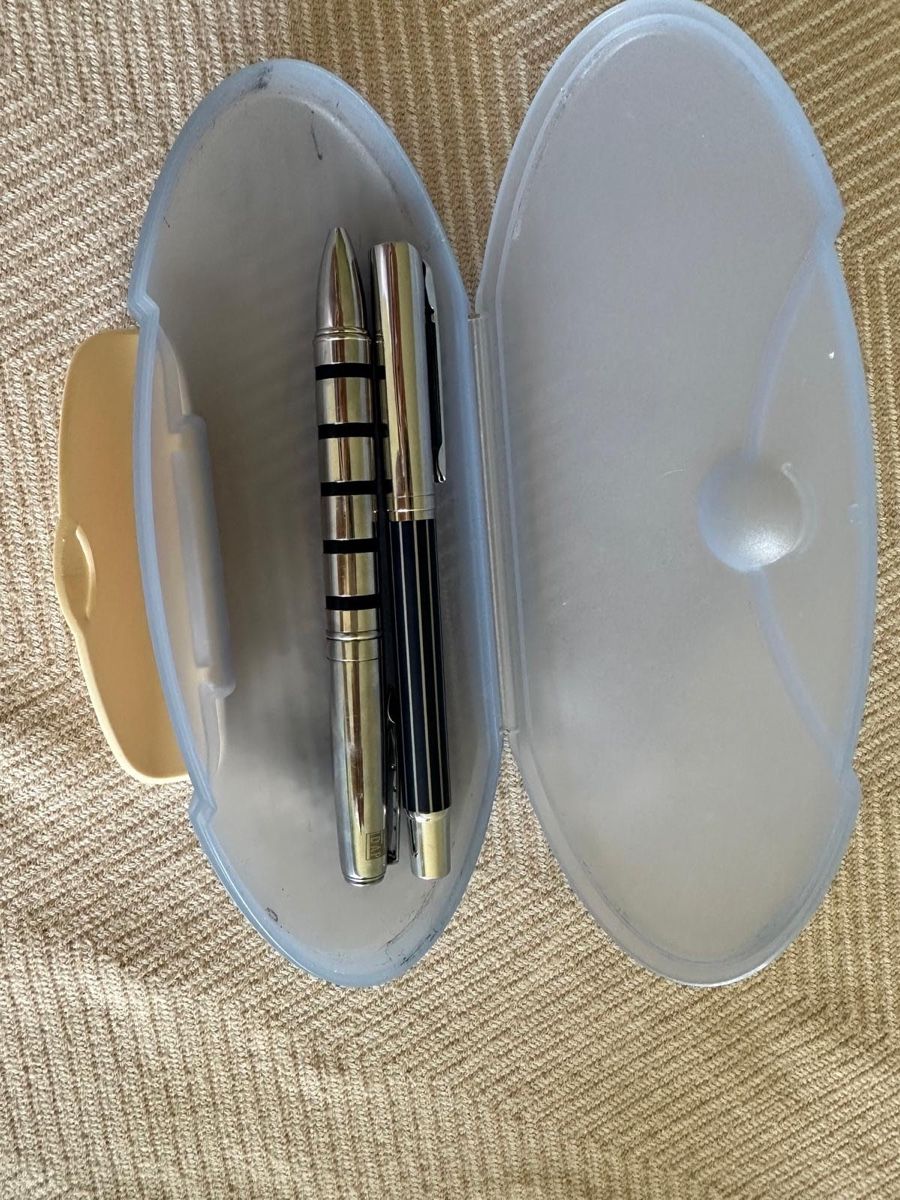 Sonstiges Schreiben & Zeichnen: Tupperware Pencil Case Vintage - Great for Students! – Gebraucht aus Zürich von mhm_6rhw 1