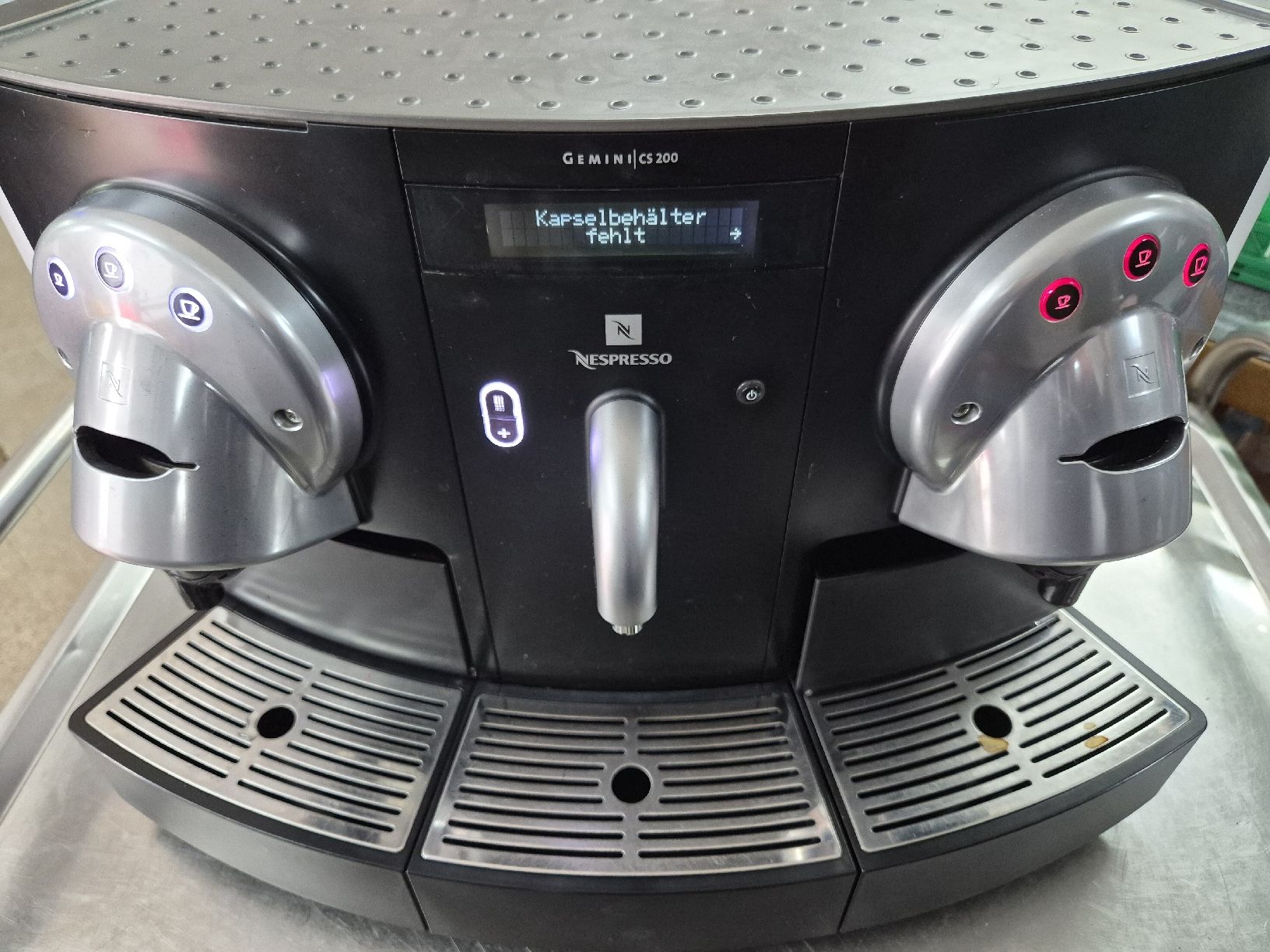 Nespresso Macchine per caffè & Macchine per espresso: Nespresso Gemini CS200-Pads – Difettoso da Landquart venduto da A_B_C_D