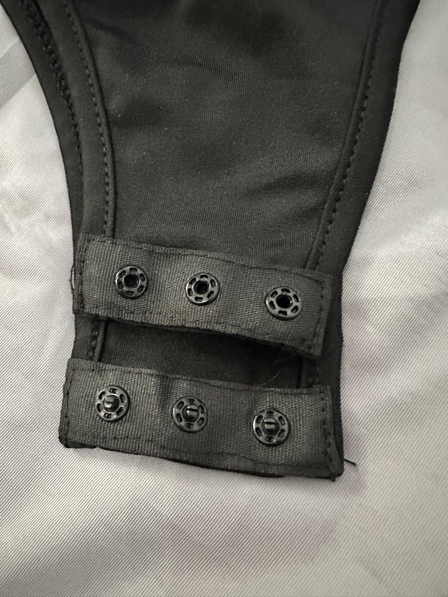 Shein Tops: Schwarzer Body mit Spaghettiträgern  – Neuf (Voir description) à Rhäzüns par romina._gr 3