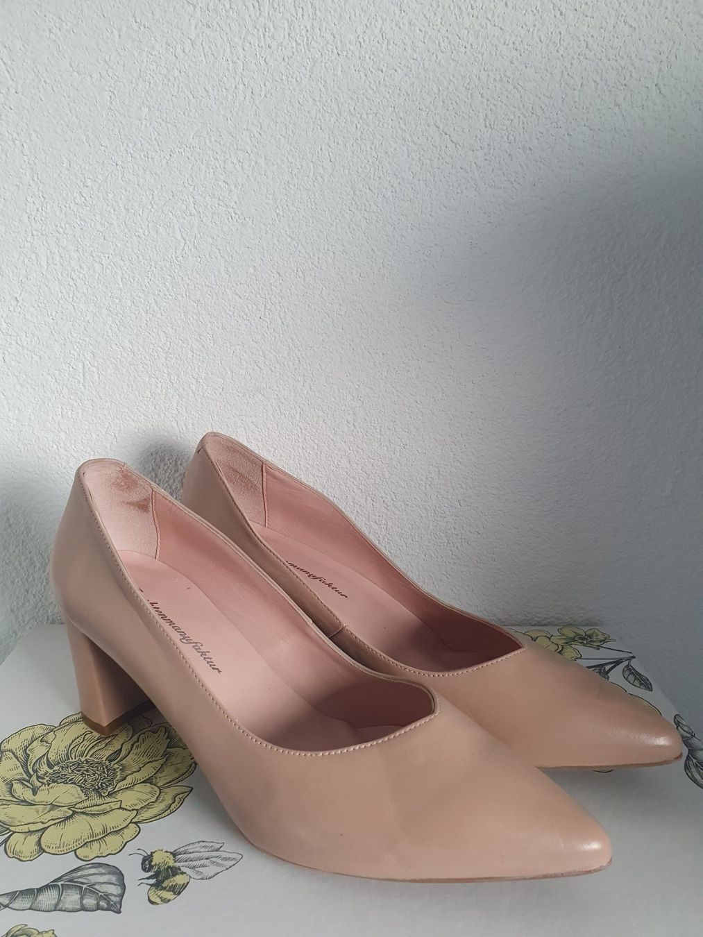 Scarpe da donna: SchuheTrachtenmanufaktur, Leder, Größe 41, beige – Nuovo e nell'imballaggio originale da Zuchwil venduto da ger_ws6t 2