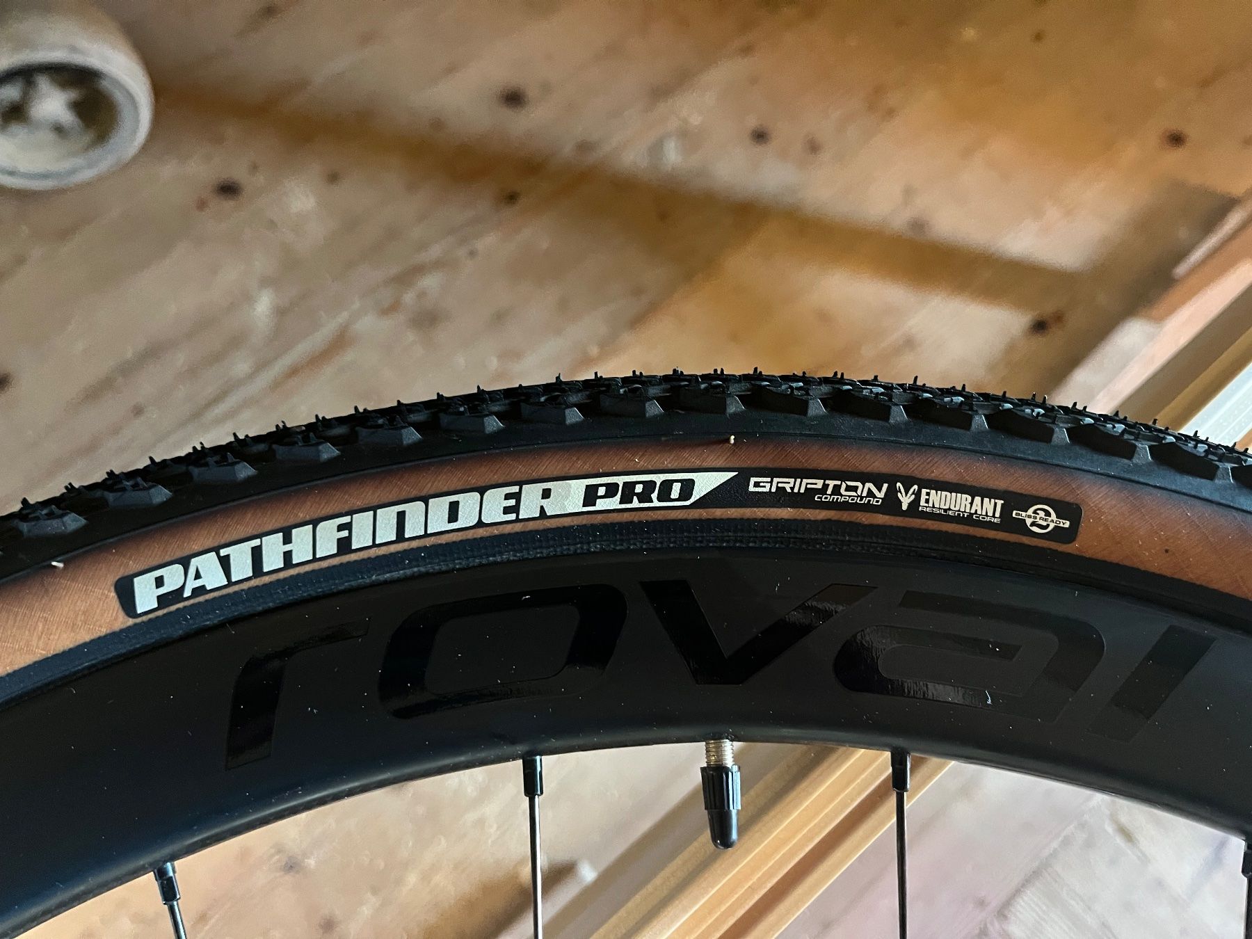 Specialized Pezzi di ricambio: Gravel Reifen – Usato da Matten(St.Stephan) venduto da Roteiche 2