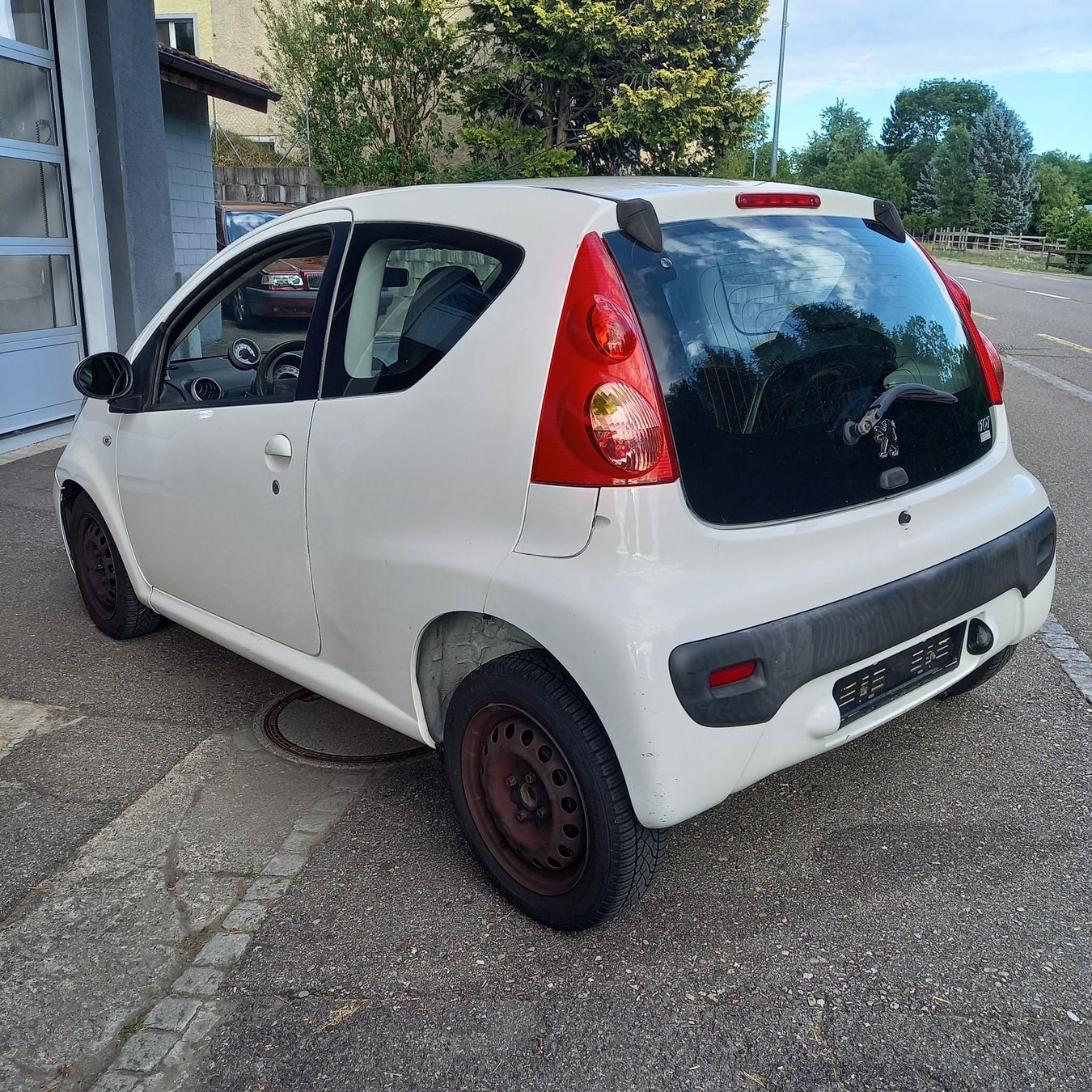 Peugeot Automobili: Peugeot 107 1.0 neu ab MFK – Usato da Bözen venduto da Nick730 1