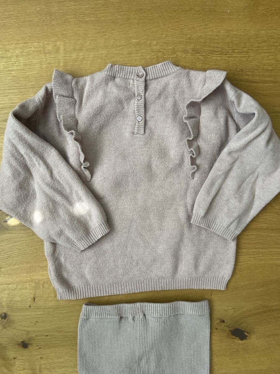 Pulls et sweat-shirts: Vertbaudet Set Pullover und Leggings Grösse 97/104 – D'occasion à Recherswil par ch0_y9gb 6