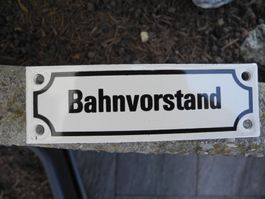 BAHNSCHILD