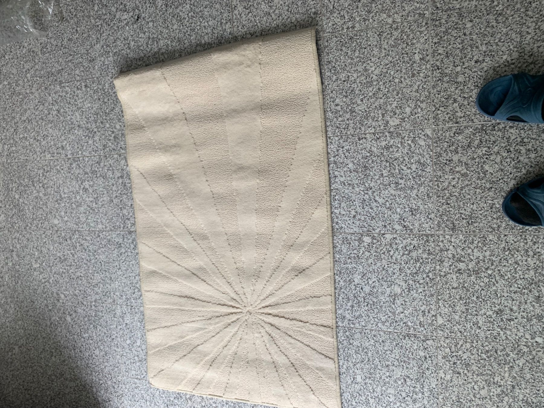 Teppiche: Teppich – Neu und originalverpackt aus Killwangen von Roki67 1