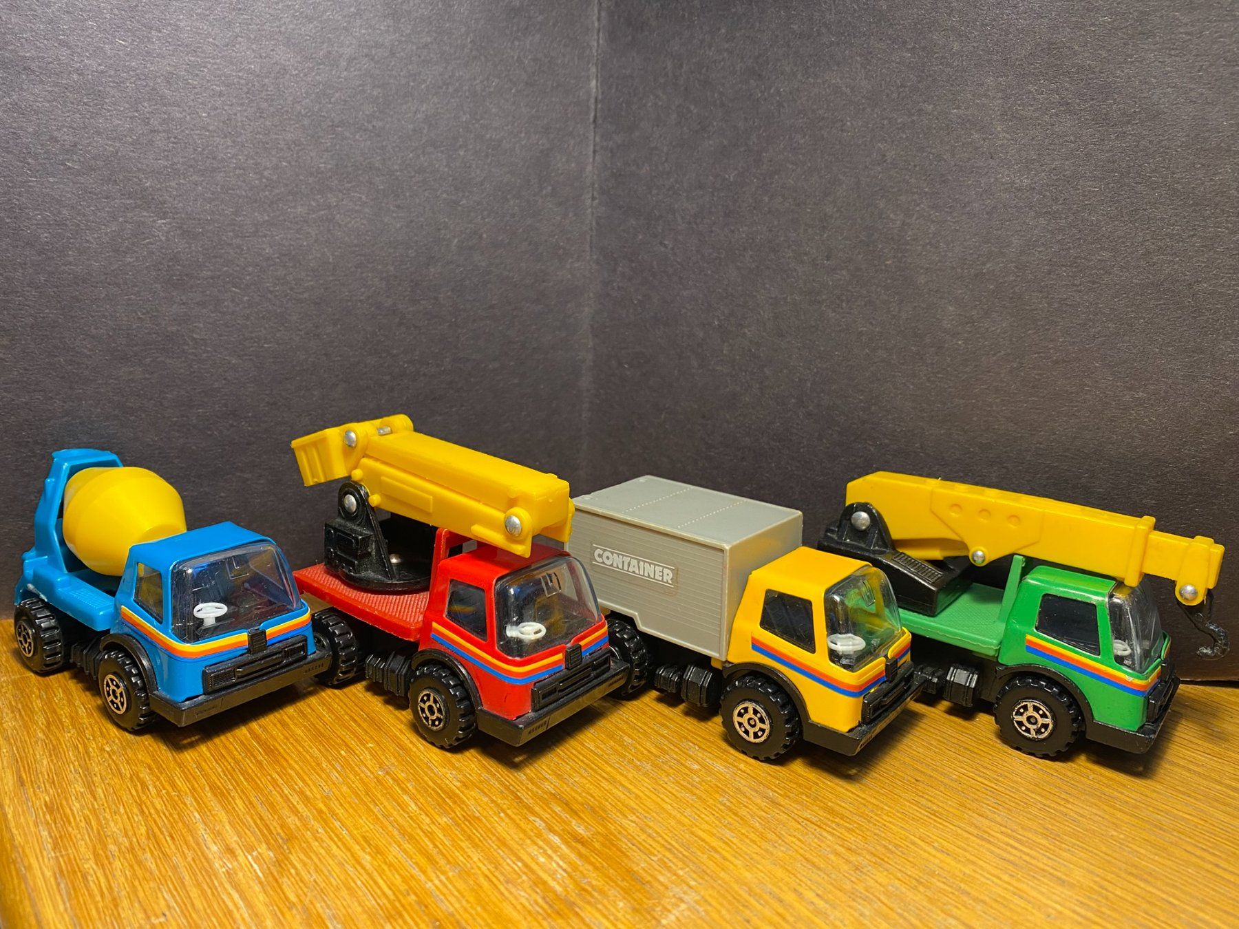Tonka Giocattoli: 4 Blech Lastwagen - 80er Jahre – Usato da Spiez venduto da Mlandcruiser 2