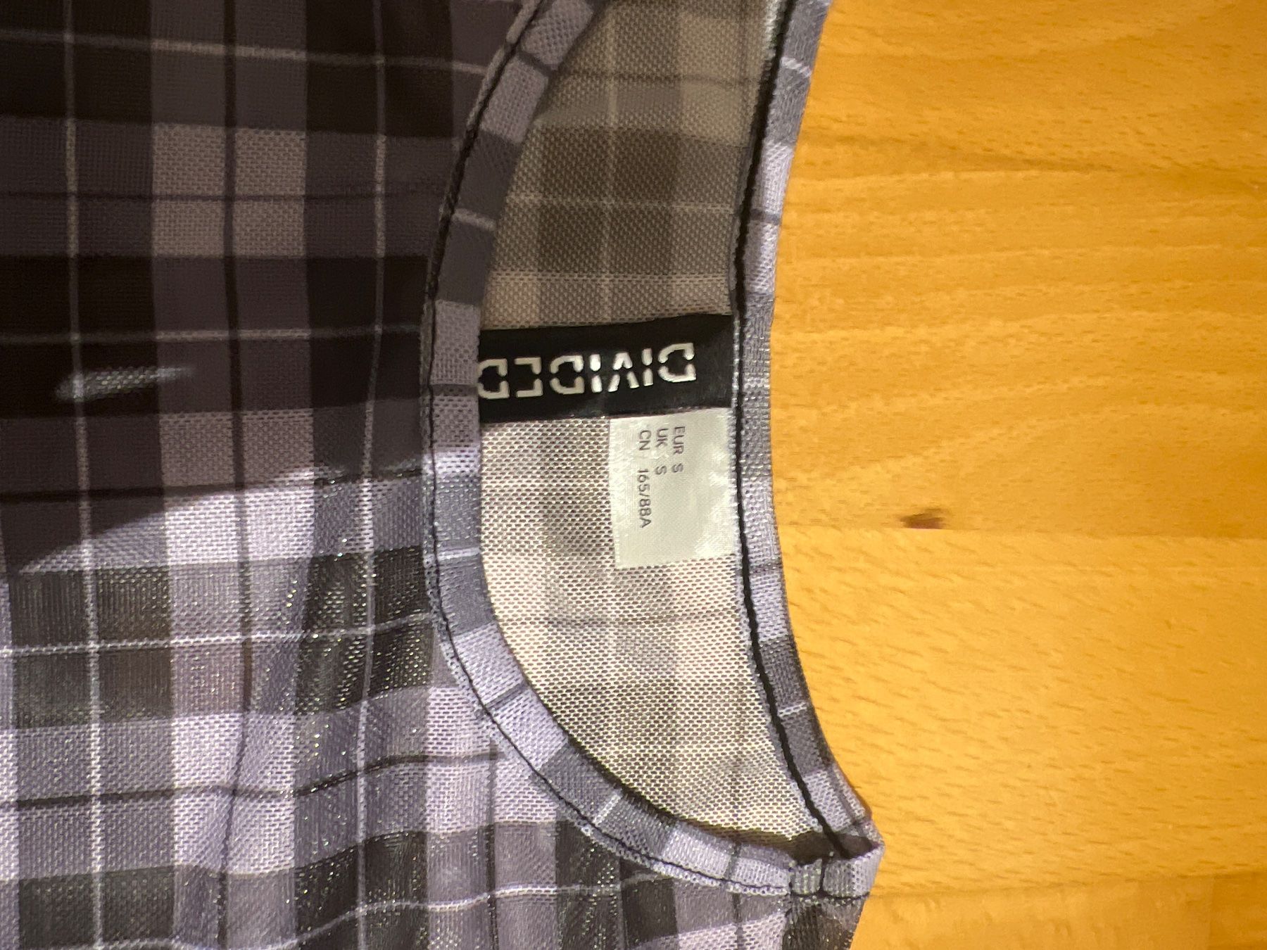 H&M Top: Croptop – Usato da Oberengstringen venduto da pri_c8jk 1