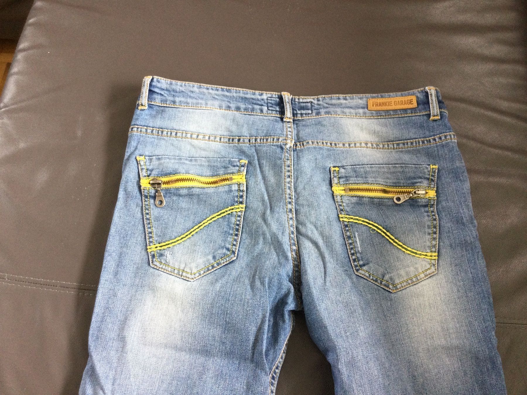Pantaloni: Jeans-Bermuda FRANKIE GARAGE – Usato da Horw venduto da Benny017 2