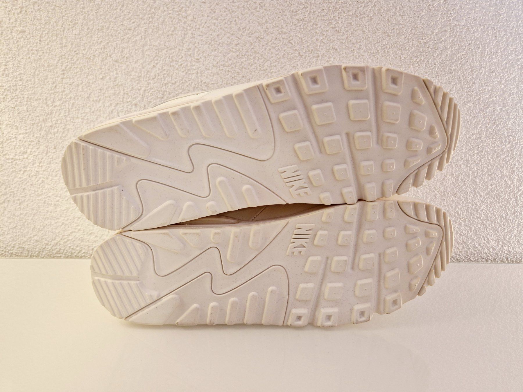 Nike Scarpe da uomo: Nike Air Max 90 CS CT2007-100 / EUR 48.5 – Nuovo e nell'imballaggio originale da Braunau venduto da Brand-Store 5