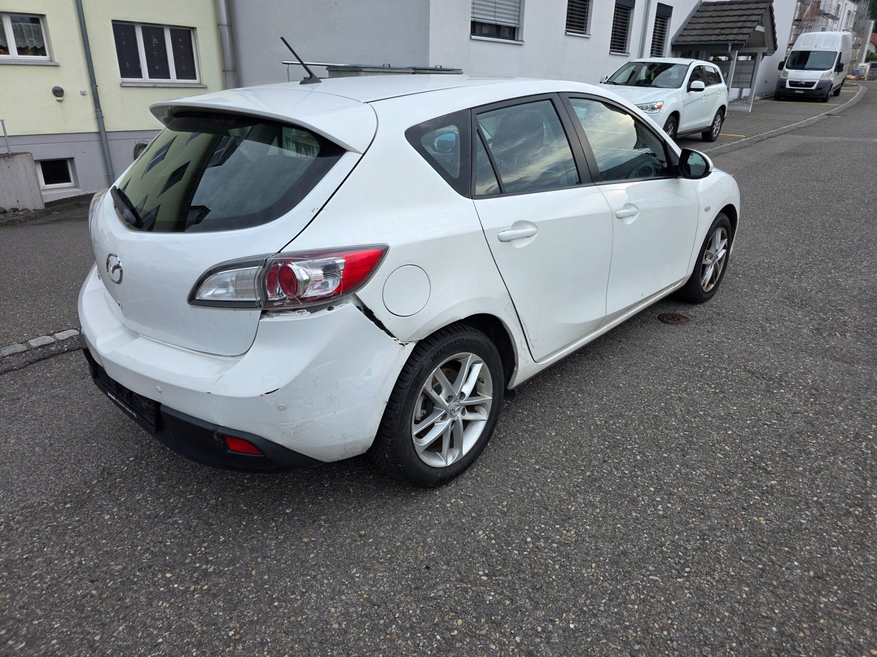 Mazda Autos: Mazda 3 2.2 diesel TOP!!! – D'occasion à staffelbach par del_gj7b 2