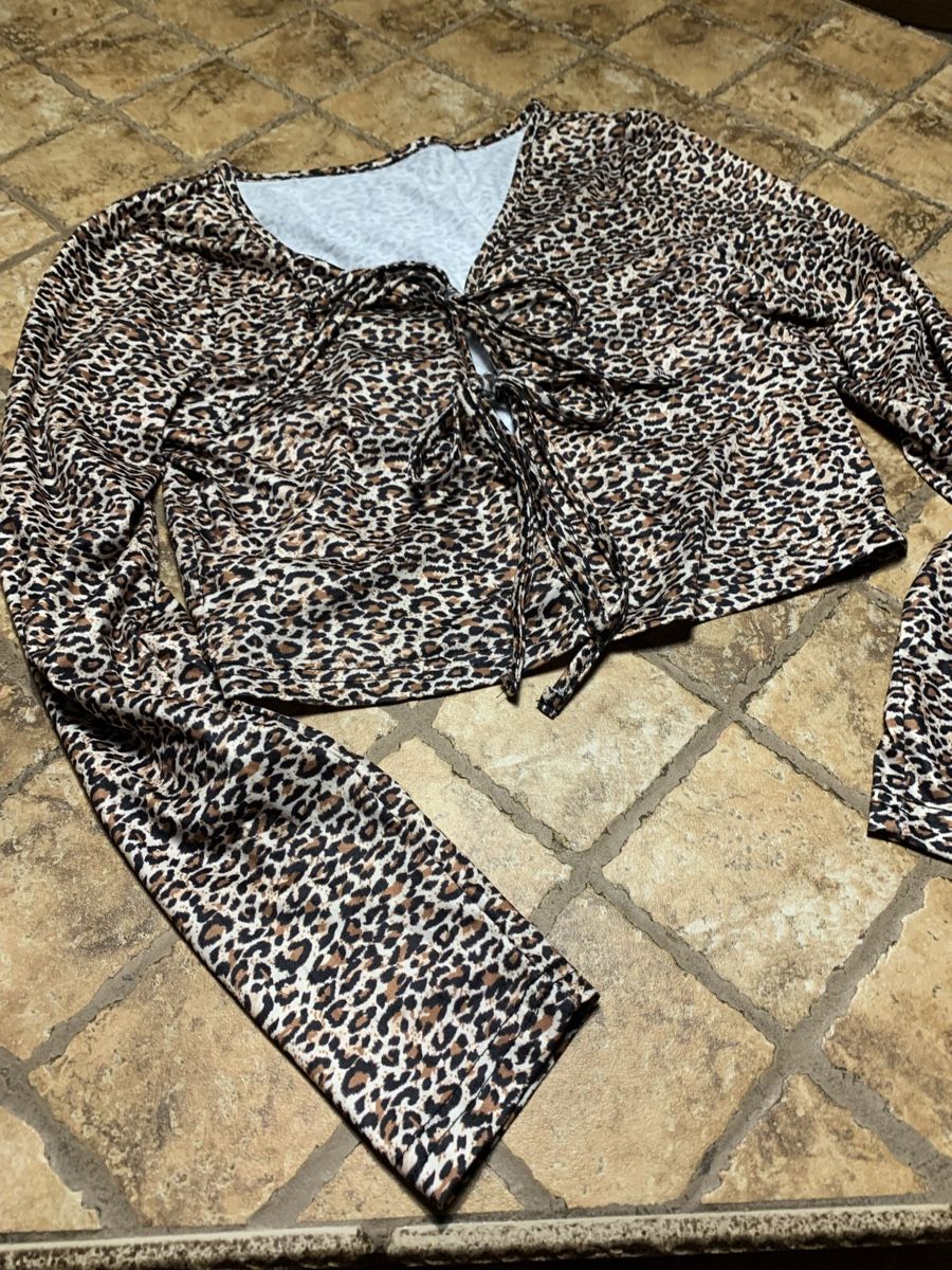 Giacche: Chic Cardigan con laccetti- cotone leopardato-1 size – Nuovo (secondo la descrizione) da Gordevio venduto da LanaZimm 2