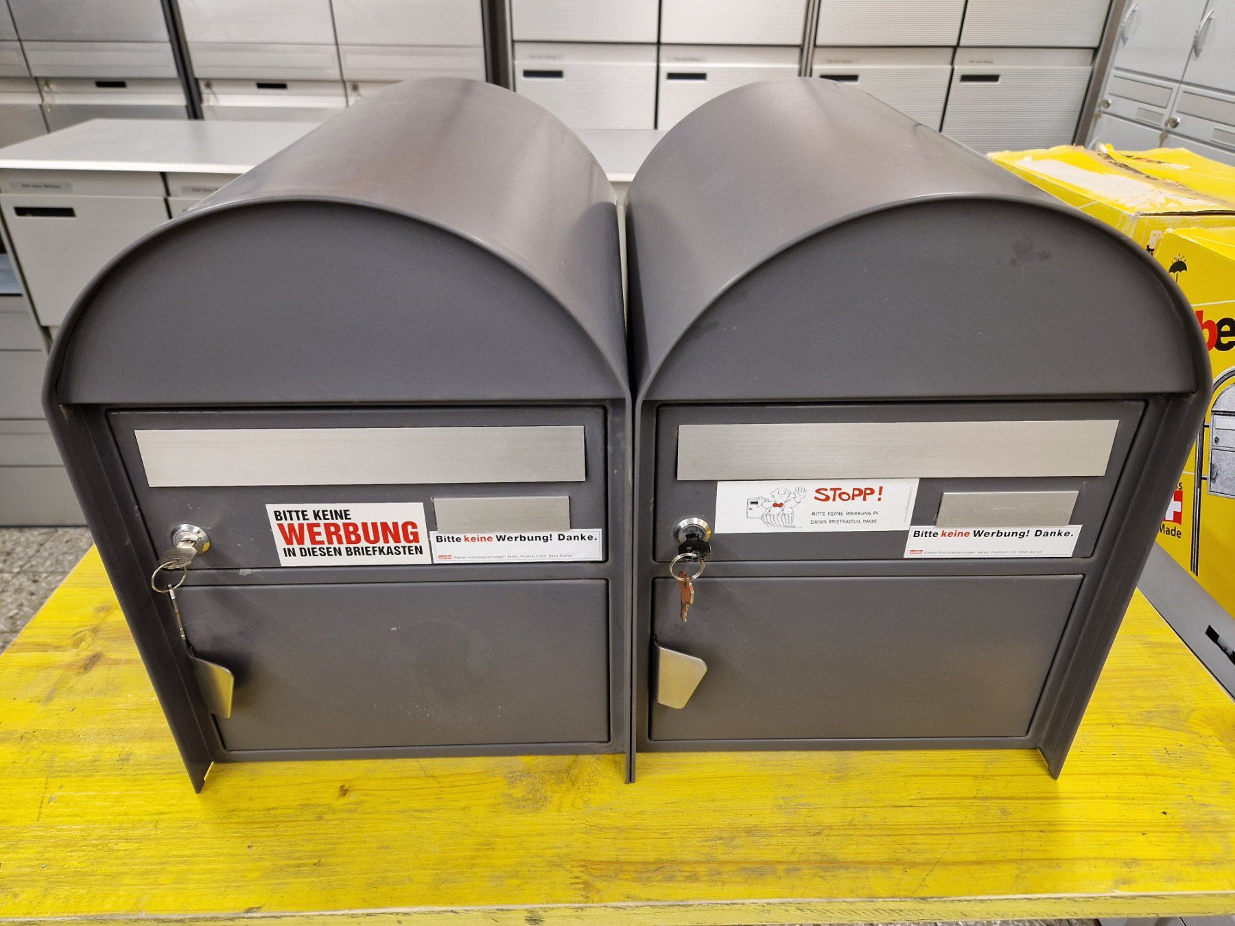 Altro per la casa: 2 x Briefkasten ( Huber ) – Usato da Wiler b.Utzenstorf venduto da bamaa-shop