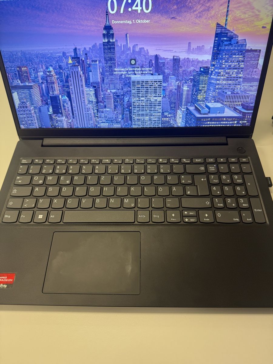 Lenovo Notebooks: Lenovo Laptop – Neu (gemäss Beschreibung) aus Rümikon von 1609brenzo 1