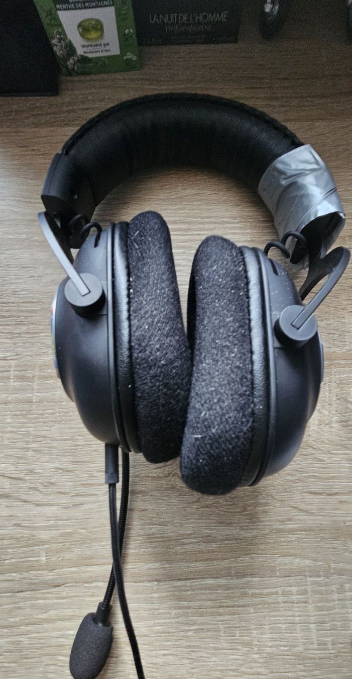 Logitech Casques audio: Casque Logitech fonctionne – D'occasion à Ferpicloz par Olivier_Jut 1
