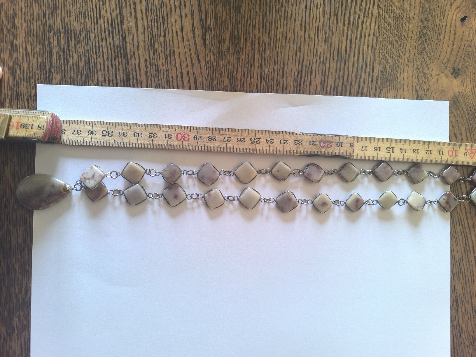 Catenine: Vintage Steinkette beige – Usato da Schaffhausen venduto da gab_v5qf 2