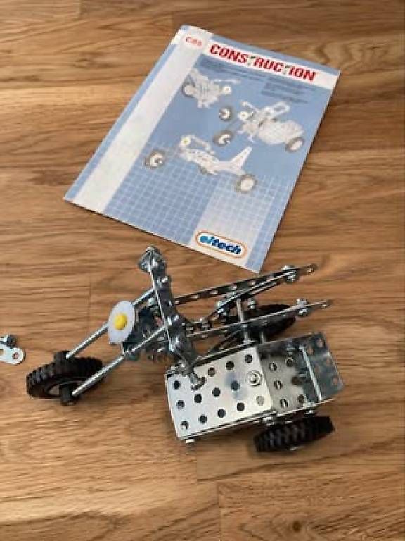 Jeux de construction: Eitech Construction Töff und Eisenbahn Metallbaukasten – D'occasion à Hellbühl par sabilu