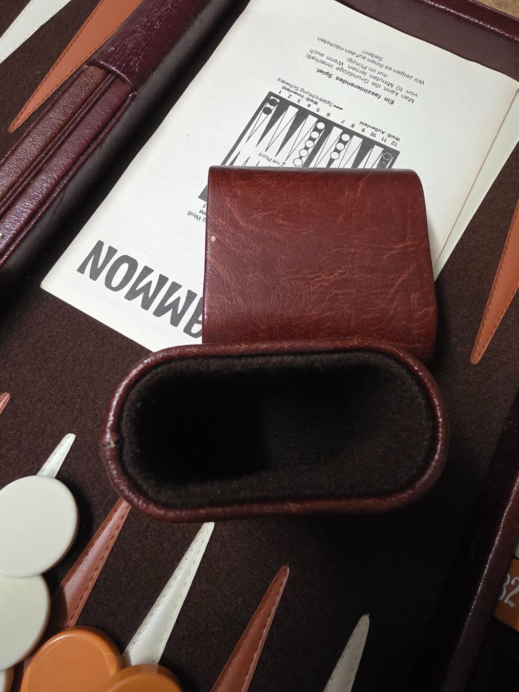 Giochi: Vintage Backgammon Koffer / Reise-Set - komplett – Usato da Nebikon venduto da Japostyle 3