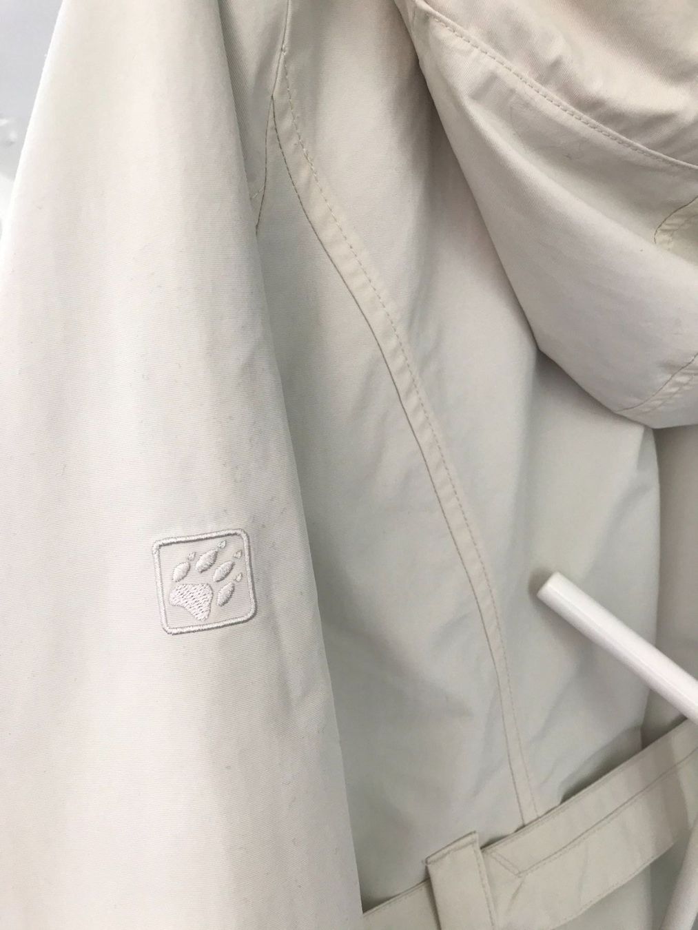 Jack Wolfskin Giacche: Jack Wolfskin Jacke beige – Usato da Wisen SO venduto da Ihunter 8