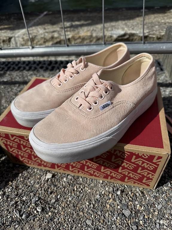 Damenschuhe: VANS Gr. 38,5 – Gebraucht aus Zürich von car_55kf
